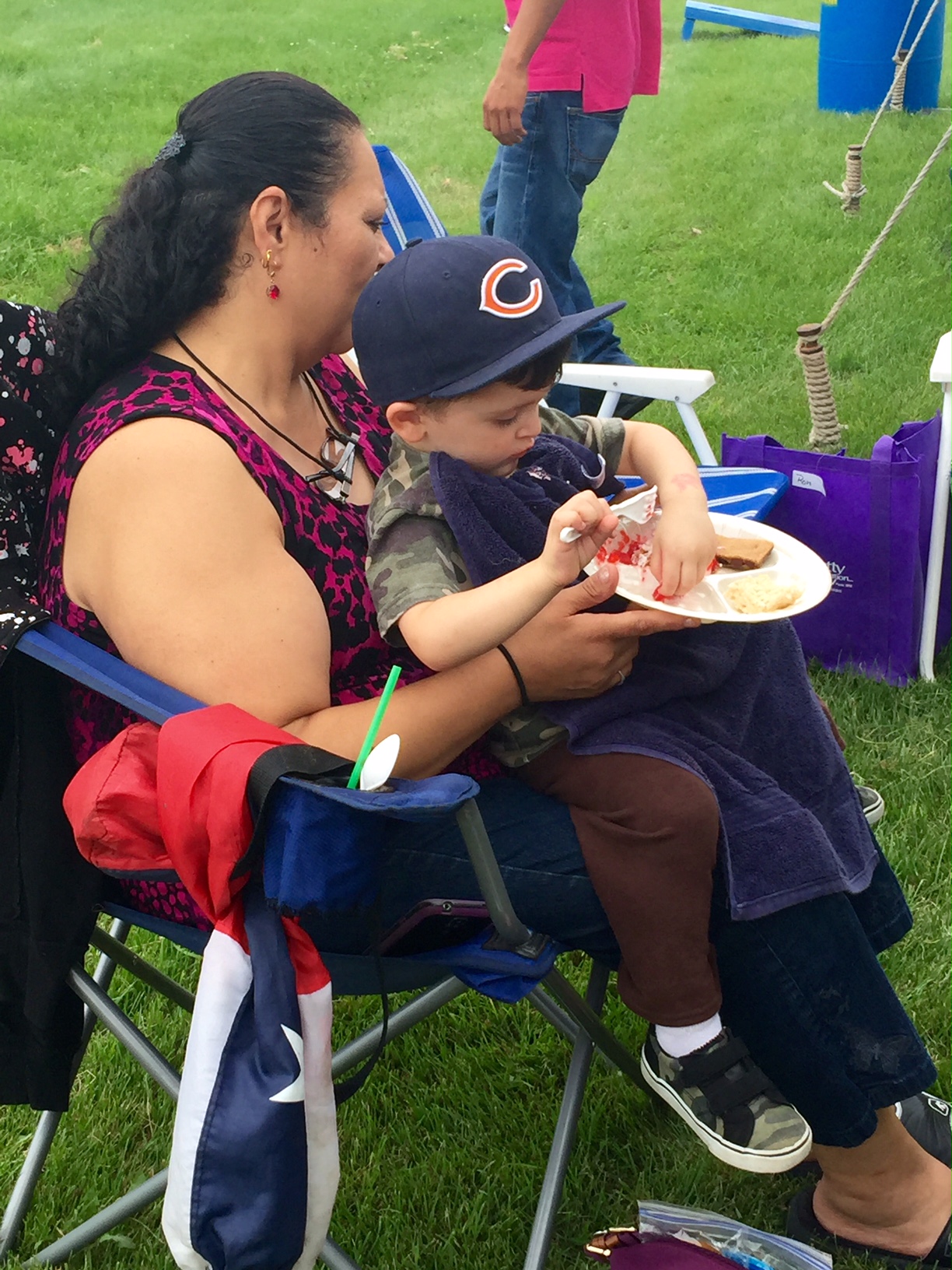 Picnic Eaters